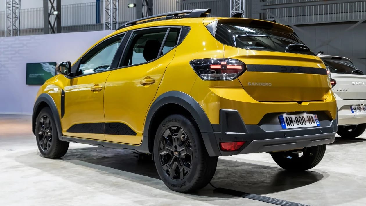 Η Dacia μόλις αποκάλυψε το νέο υβριδικό Sandero – Μικρές αλλαγές, τεράστια διαφορά!