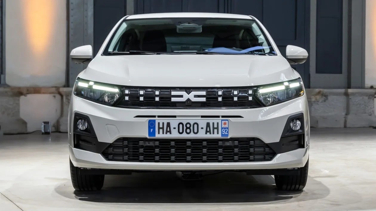 Η Dacia μόλις αποκάλυψε το νέο υβριδικό Sandero – Μικρές αλλαγές, τεράστια διαφορά!