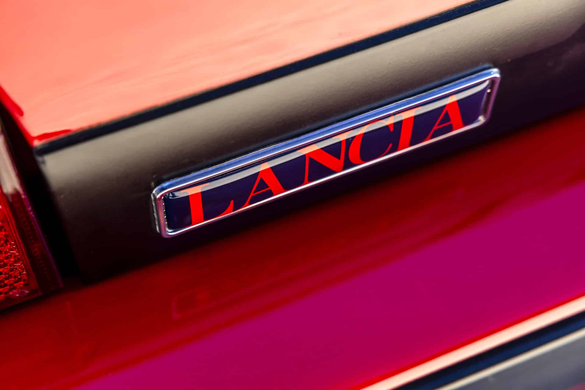 Η Lancia που γεννήθηκε μέσα από τραγωδία και έγινε αθάνατη: Ο μύθος της θρυλικής Delta Integrale