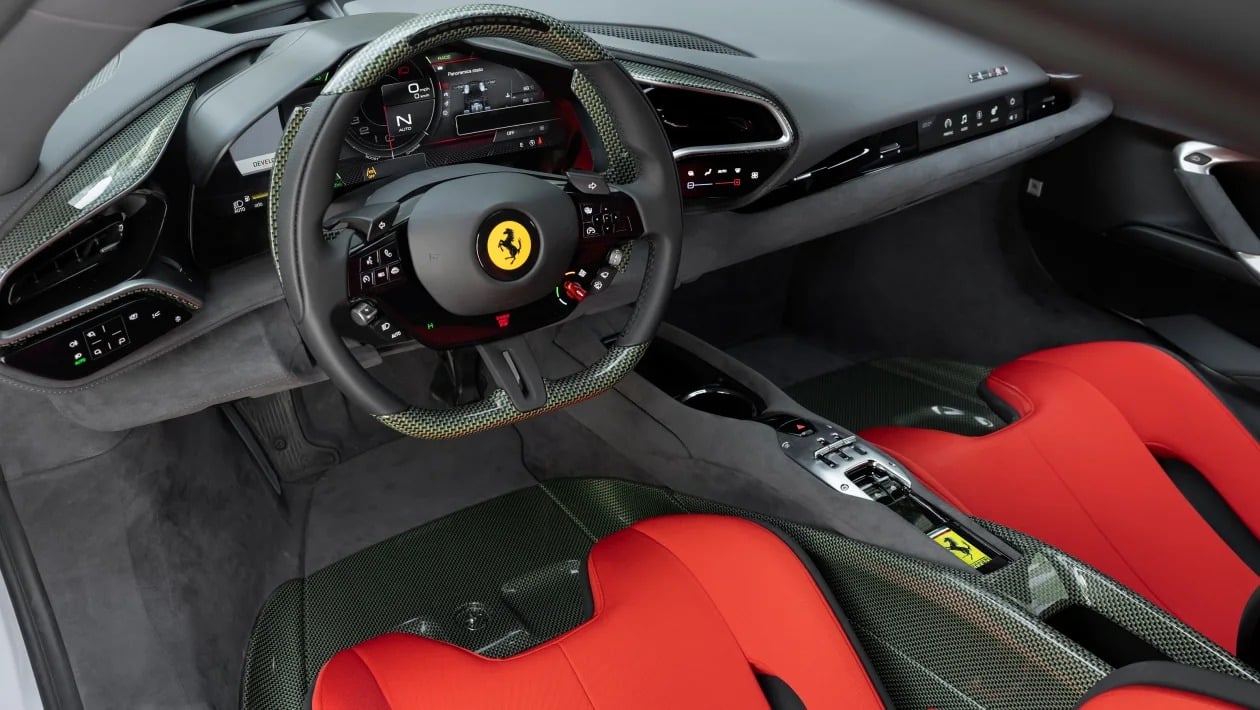 Η επιστροφή του θρύλου - Η νέα SC40 φέρνει ξανά στη ζωή τη Ferrari F40 με υβριδική καρδιά