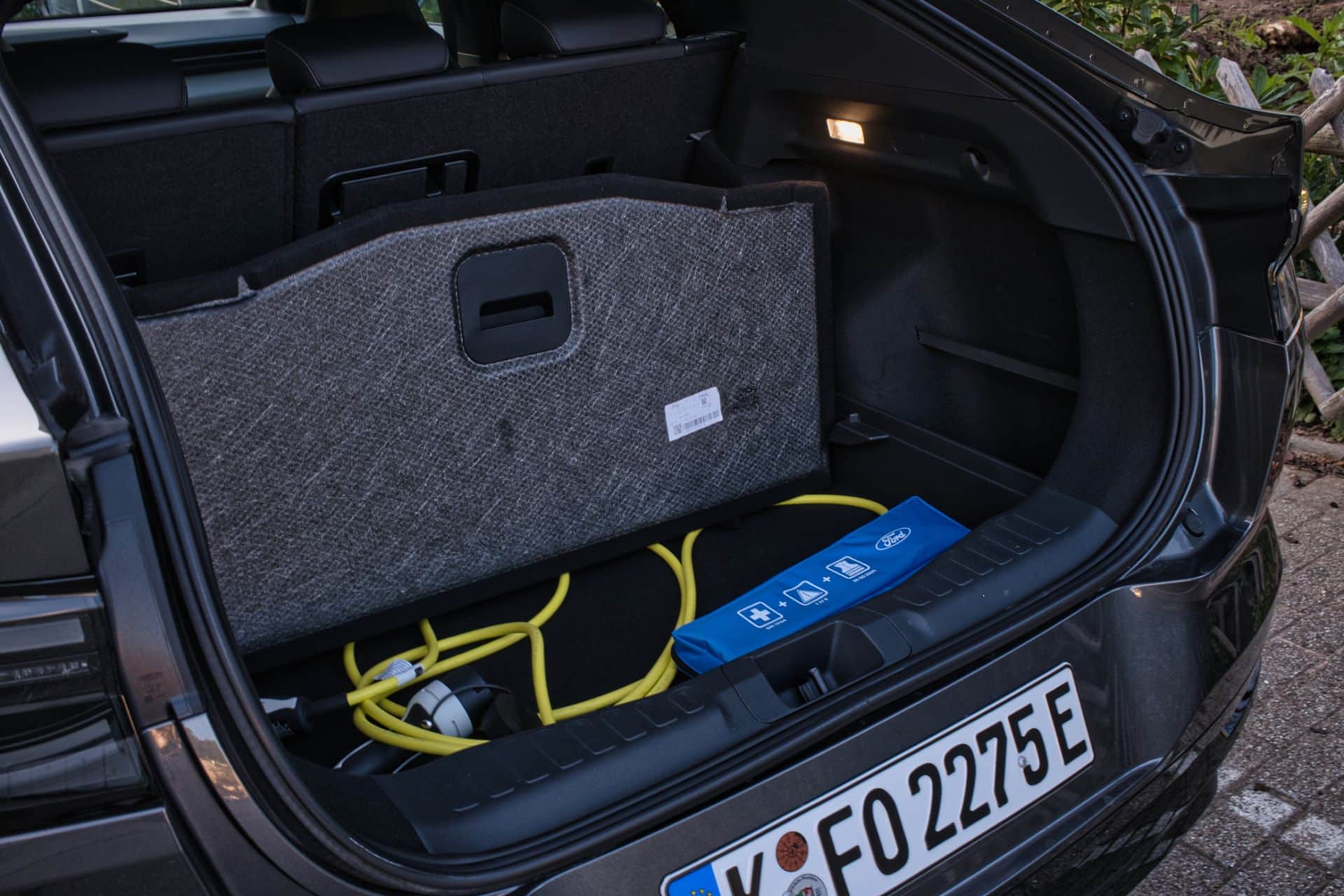 Οδηγώντας το Ford Capri AWD: Η ηλεκτρική επιστροφή ενός θρύλου