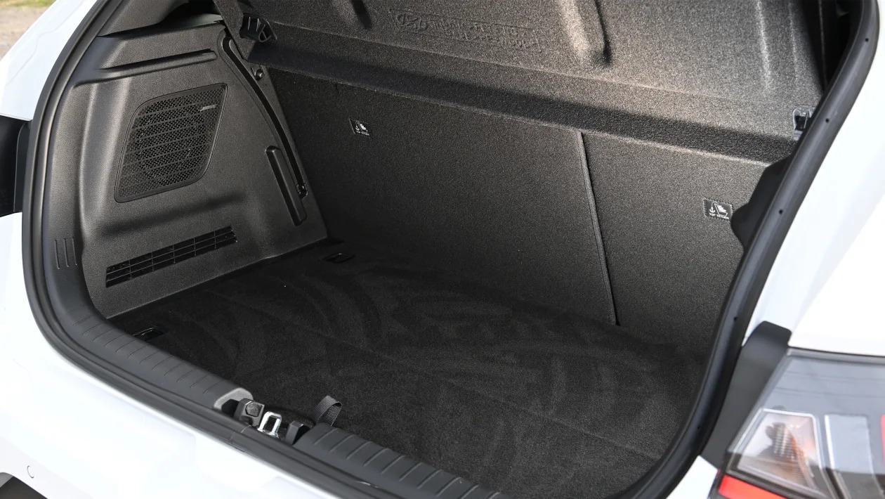 Citroen C3 Hybrid vs Hyundai i20: Η μάχη των supermini