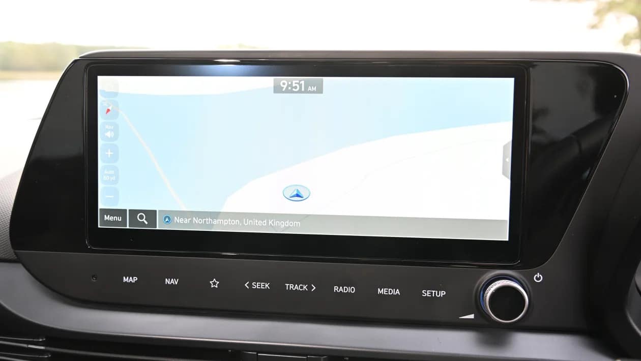 Citroen C3 Hybrid vs Hyundai i20: Η μάχη των supermini