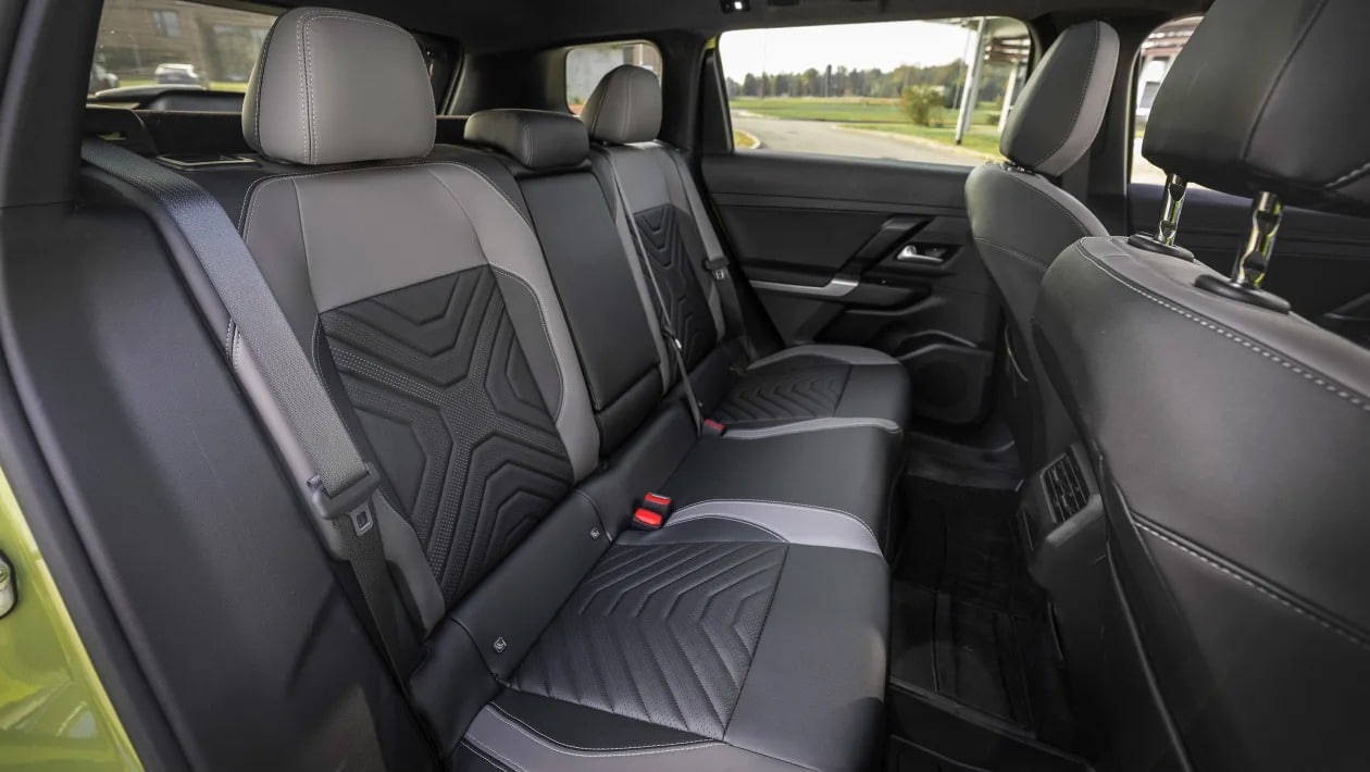 Νέο Jeep Compass e-Hybrid 2025 - Το SUV που συνδυάζει στυλ, τεχνολογία και περιπέτεια