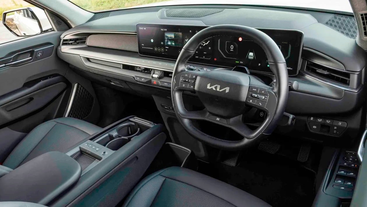 Το Kia EV9 είναι ό,τι πιο κοντά σε «ηλεκτρικό θηρίο» έχουμε δει και το αποδεικνύει!