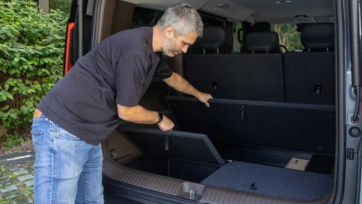 Kia PV5: Το ηλεκτρικό βαν που αλλάζει τους κανόνες στις μεταφορές του μέλλοντος