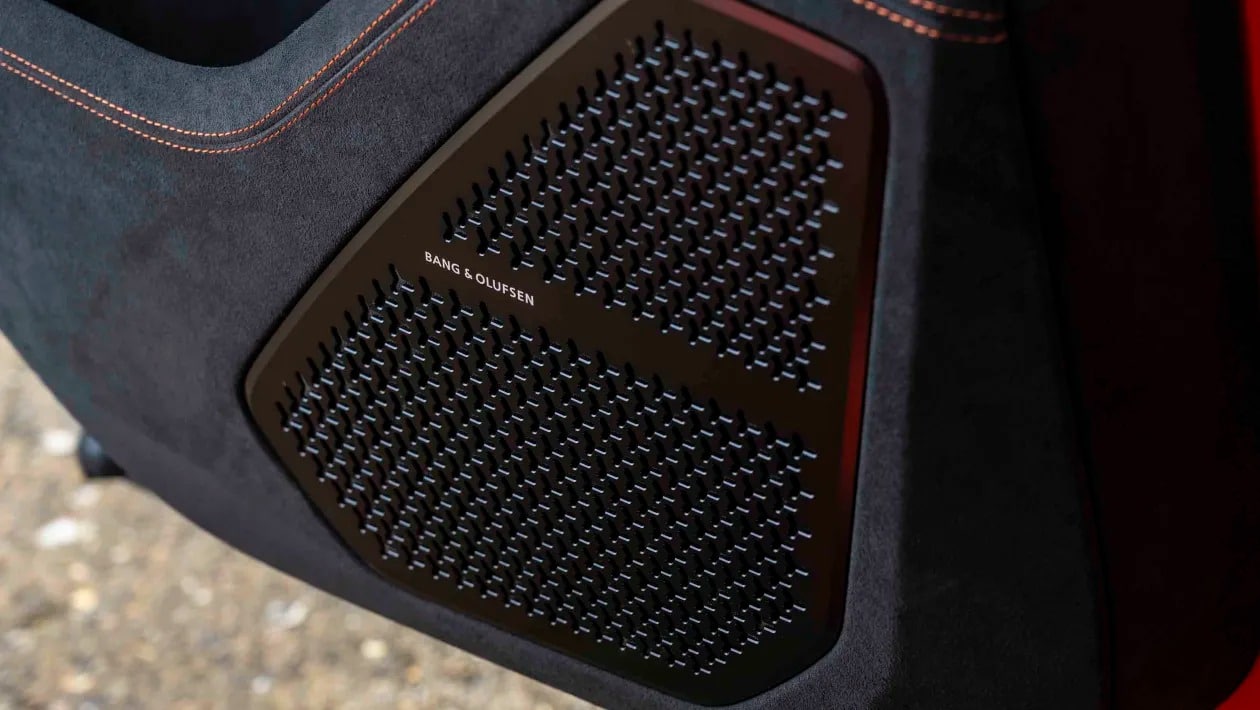 Lamborghini Urus SE: Το πιο «άγριο» οικογενειακό SUV έγινε PHEV