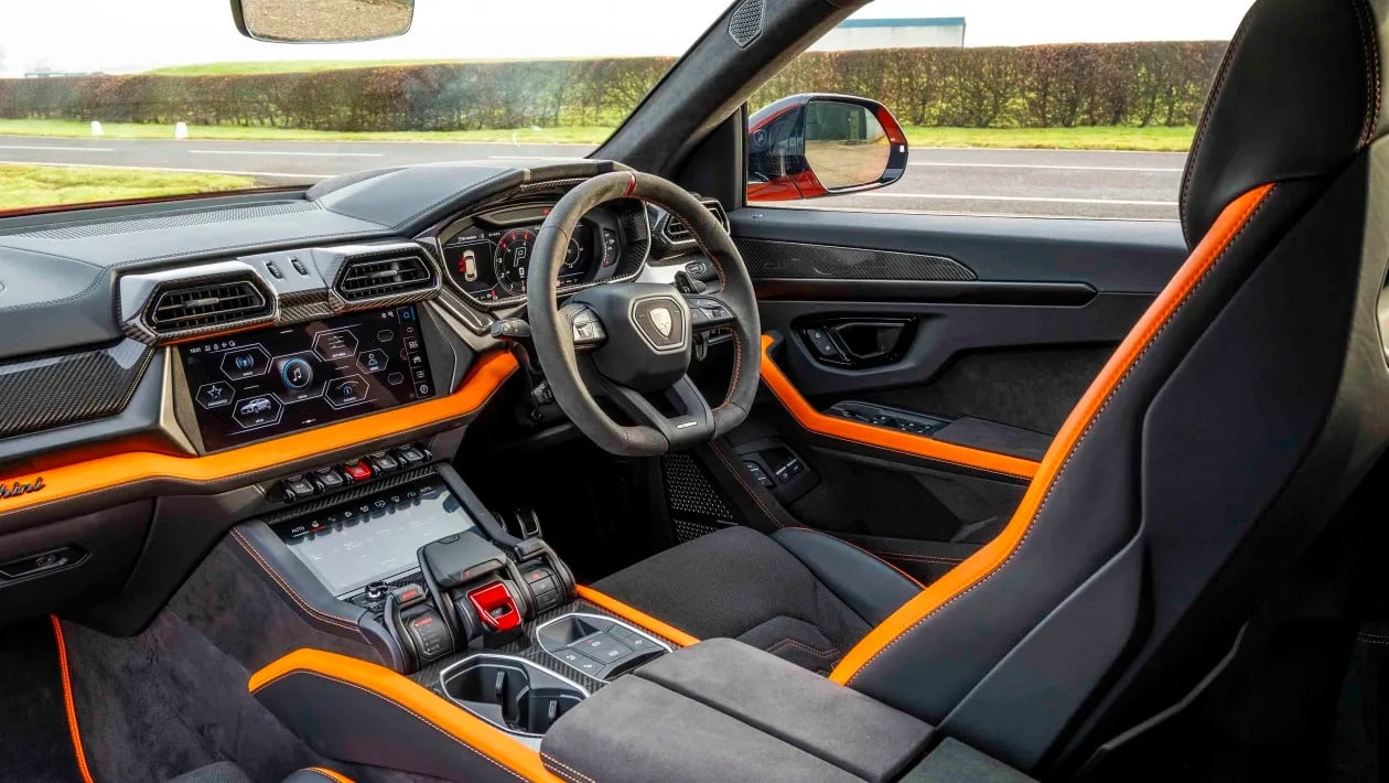 Lamborghini Urus SE: Το πιο «άγριο» οικογενειακό SUV έγινε PHEV