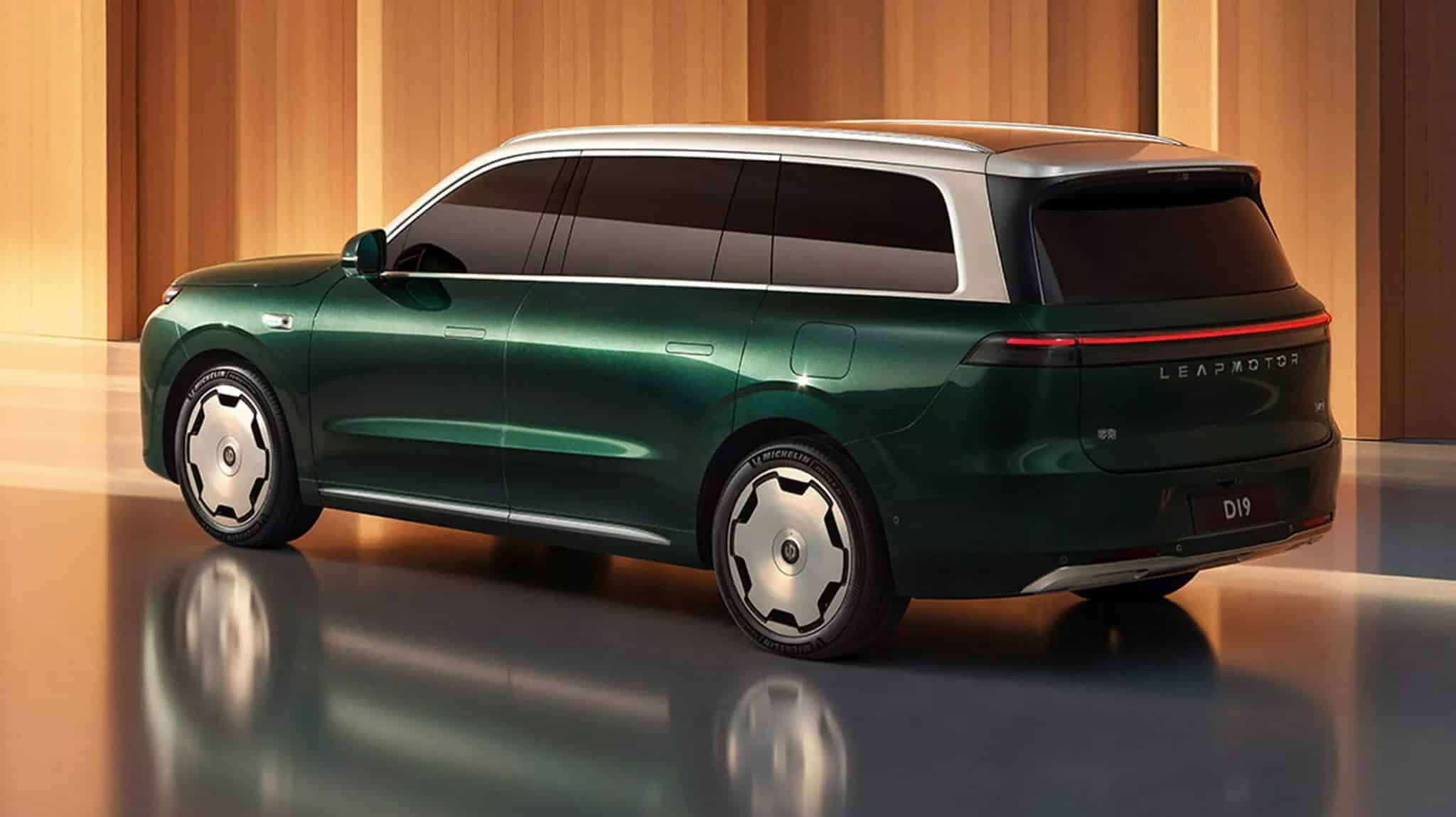 Leapmotor D19: Η νέα πολυτελής-ναυαρχίδα της Stellantis