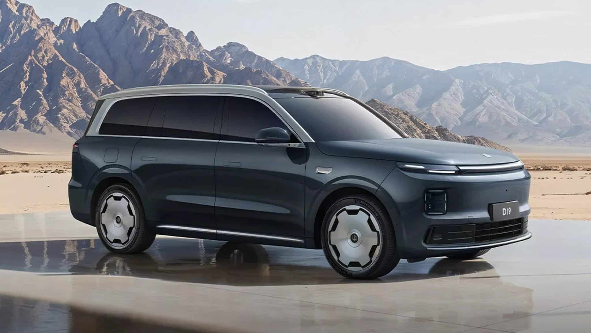 Leapmotor D19: Η νέα πολυτελής-ναυαρχίδα της Stellantis