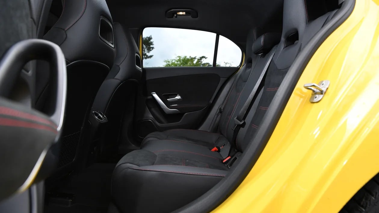 Mercedes-Benz A-Class (2025): Το premium μικρομεσαίο που ορίζει ξανά την κατηγορία