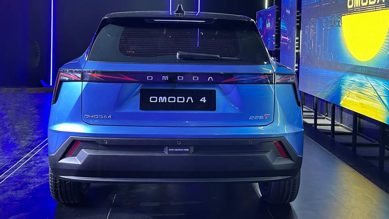 Αποκαλύφθηκε το νέο Omoda 4 και μοιάζει με Lamborghini Urus!