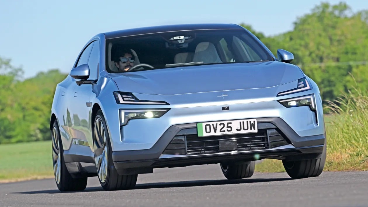 Polestar 4 vs Kia EV6 GT: Ποιο κερδίζει στο ηλεκτρικό ντέρμπι ;