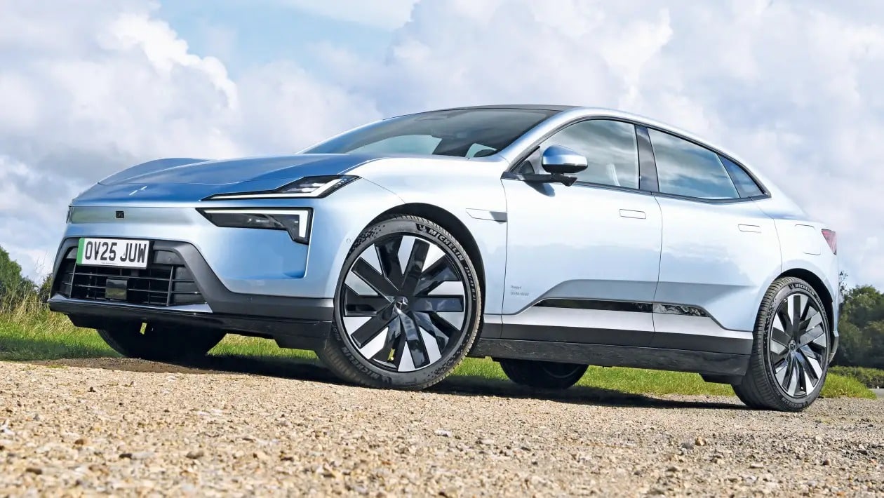 Polestar 4 vs Kia EV6 GT: Ποιο κερδίζει στο ηλεκτρικό ντέρμπι ;