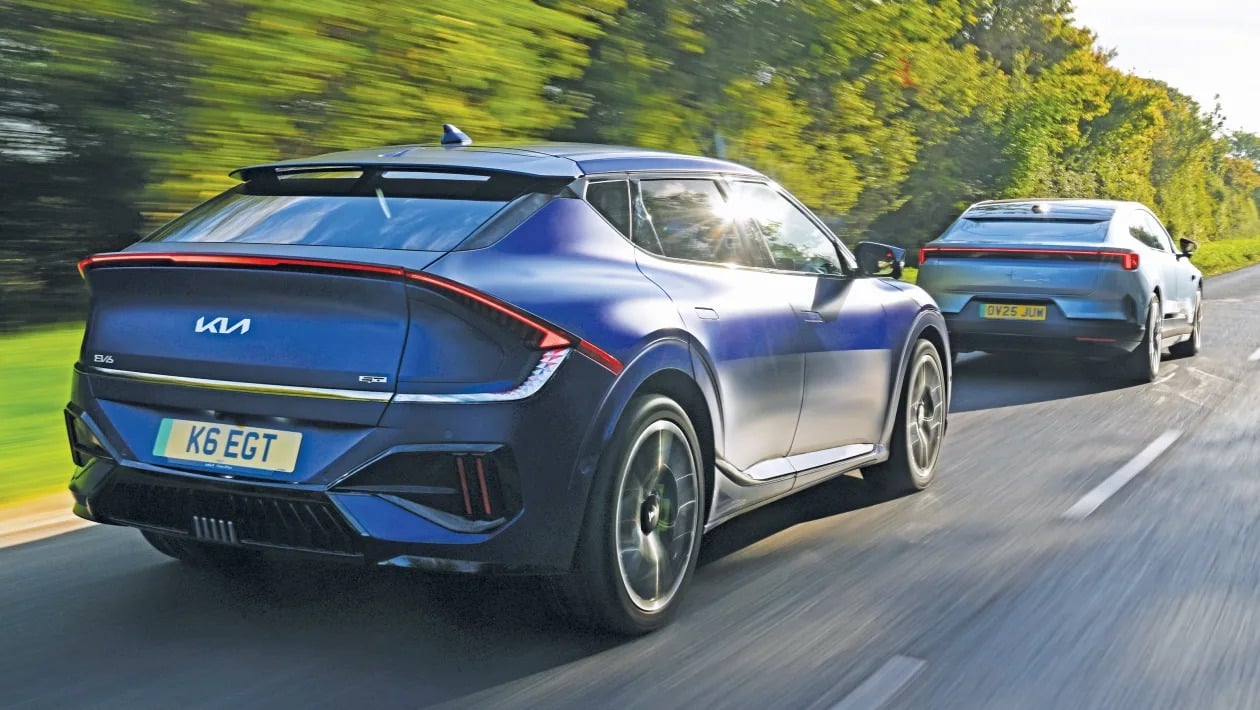 Polestar 4 vs Kia EV6 GT: Ποιο κερδίζει στο ηλεκτρικό ντέρμπι ;