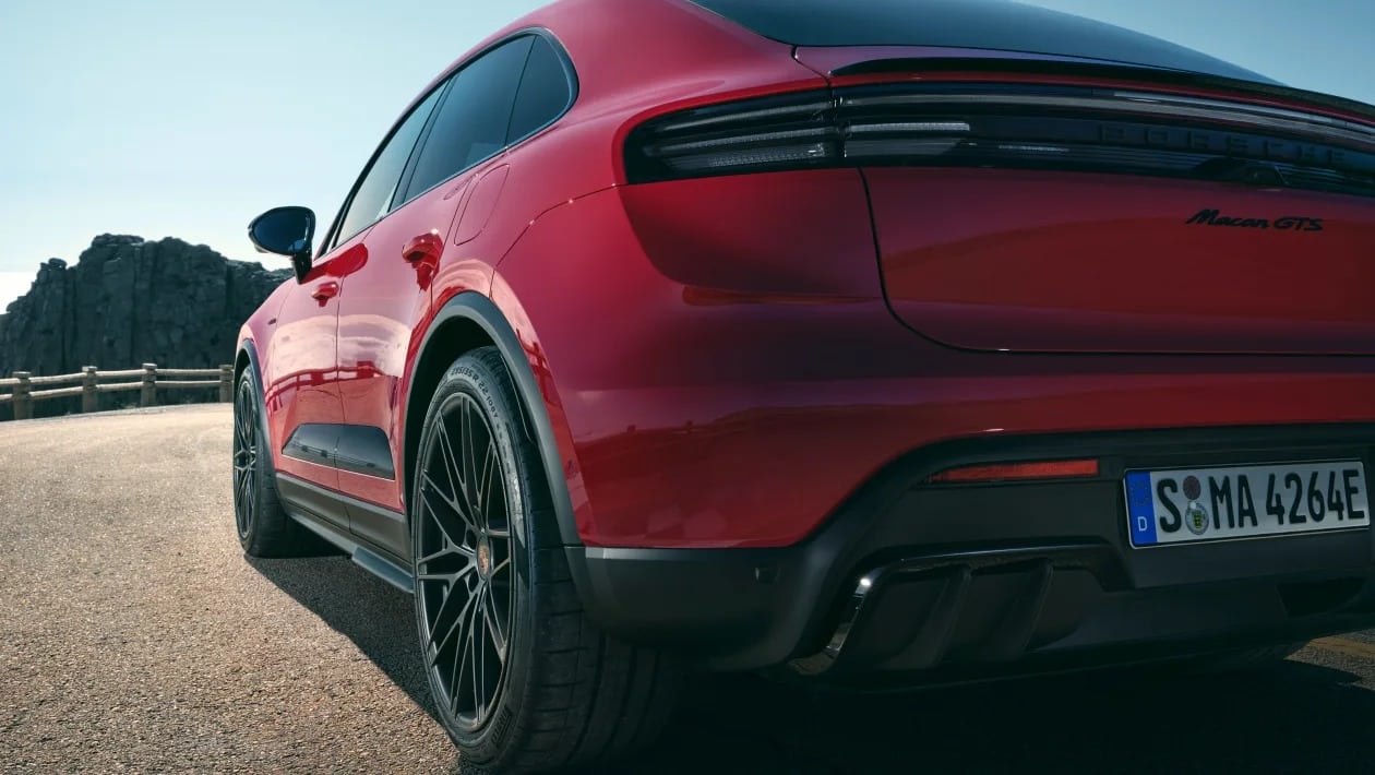 Ηλεκτρική… αλλά τρελά Porsche - Δες την νέα Macan GTS!