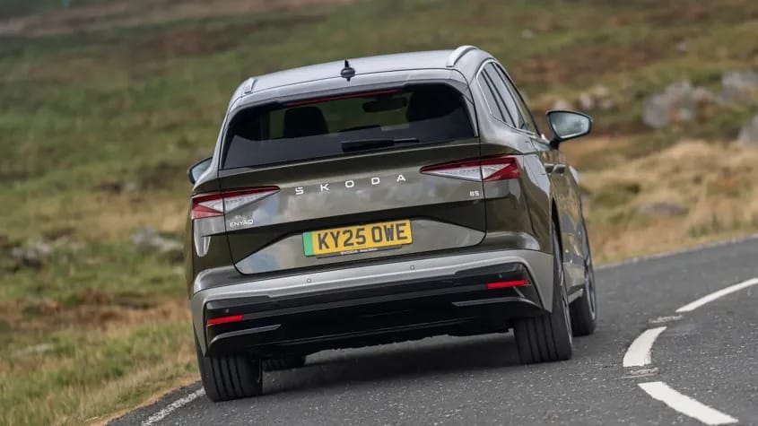 Skoda Enyaq SE L 85: Νέα οικονομική έκδοση με αυτονομία 577 χλμ και πλήρη εξοπλισμό