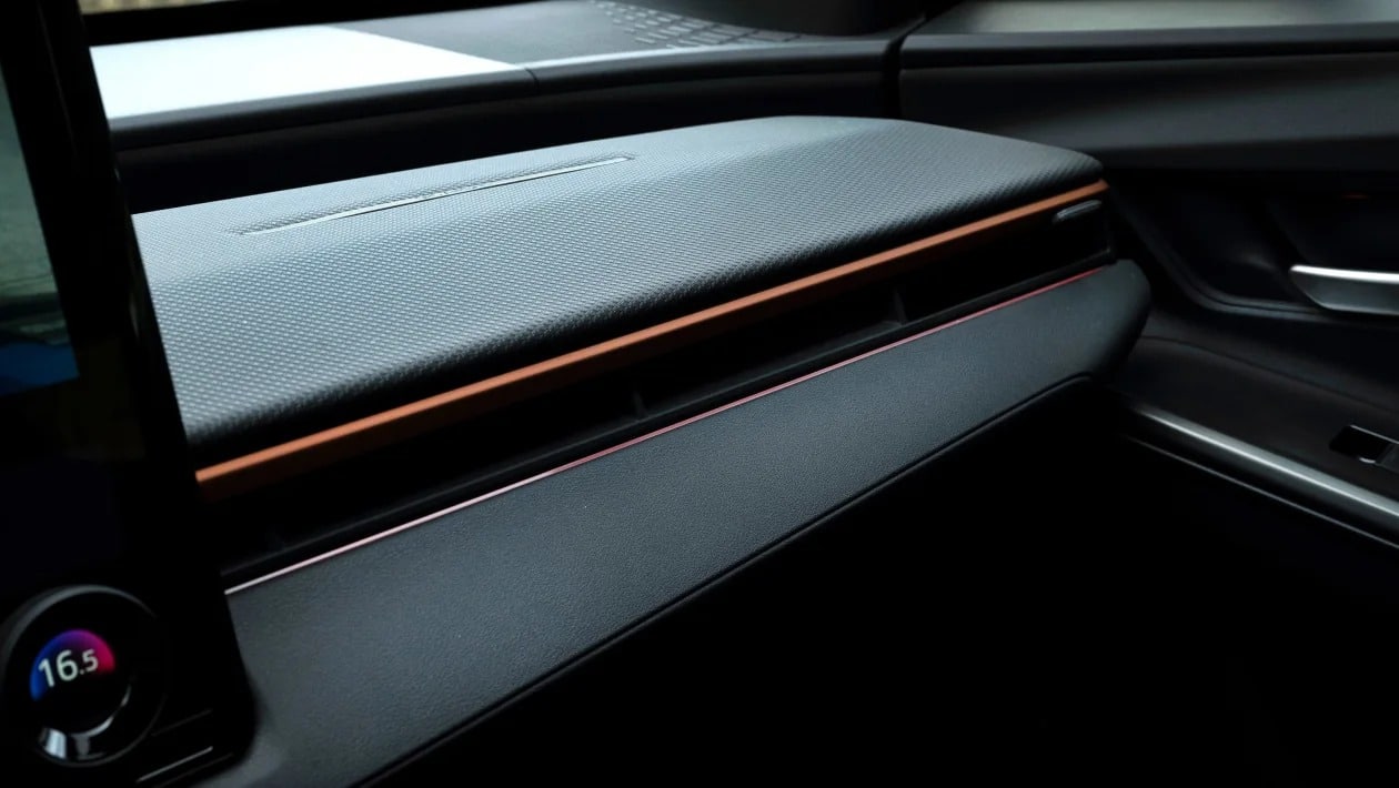 Ηλεκτρική περιπέτεια με το νέο Subaru Uncharted