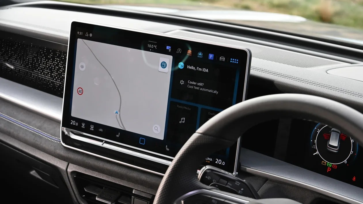 Volkswagen Tayron 2025: Με PHEV τεχνολογία και high-tech εσωτερικό