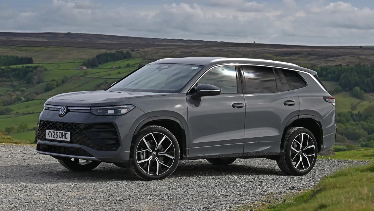 Volkswagen Tayron 2025: Με PHEV τεχνολογία και high-tech εσωτερικό