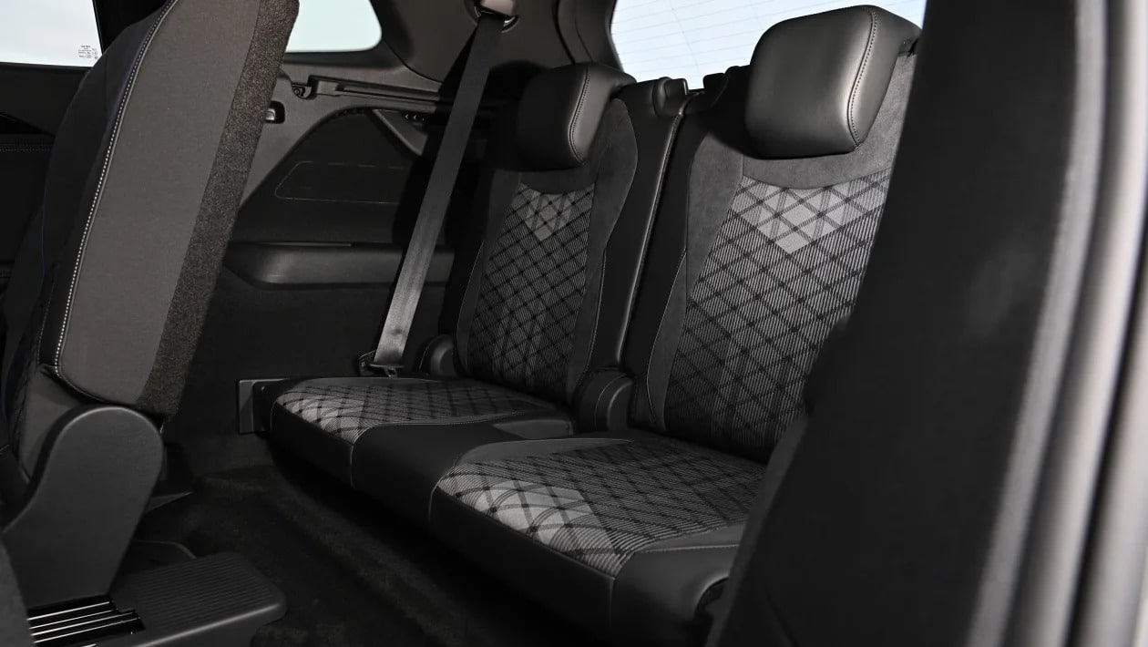 Volkswagen Tayron 2025: Με PHEV τεχνολογία και high-tech εσωτερικό