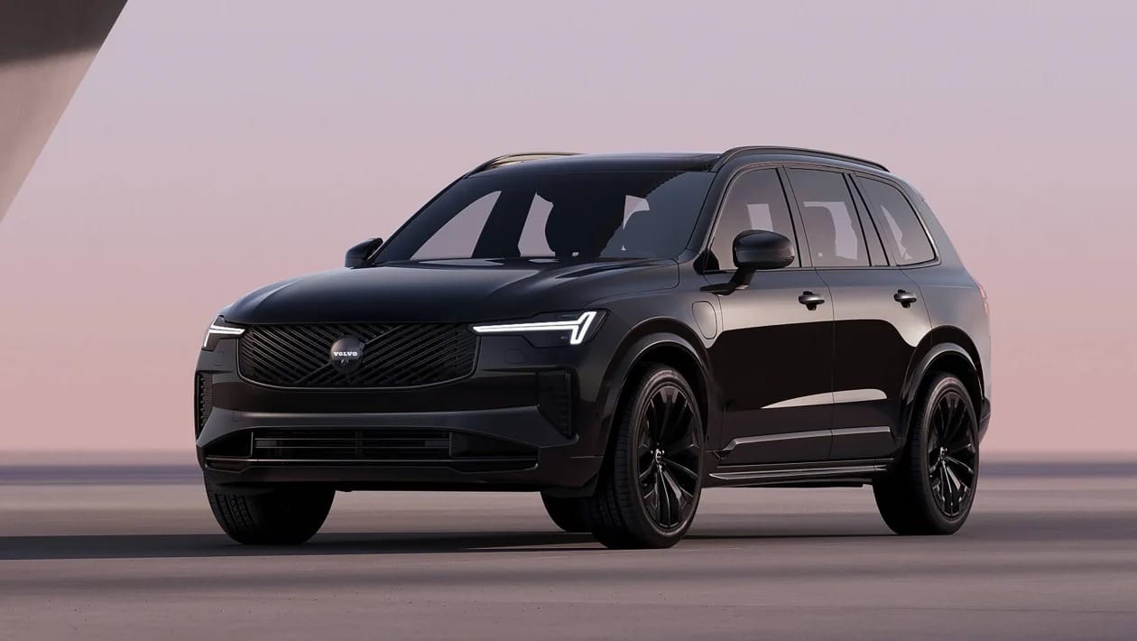 Volvo XC90 Black Edition: Η υβριδική SUV ναυαρχίδα της Volvo... σκουραίνει!