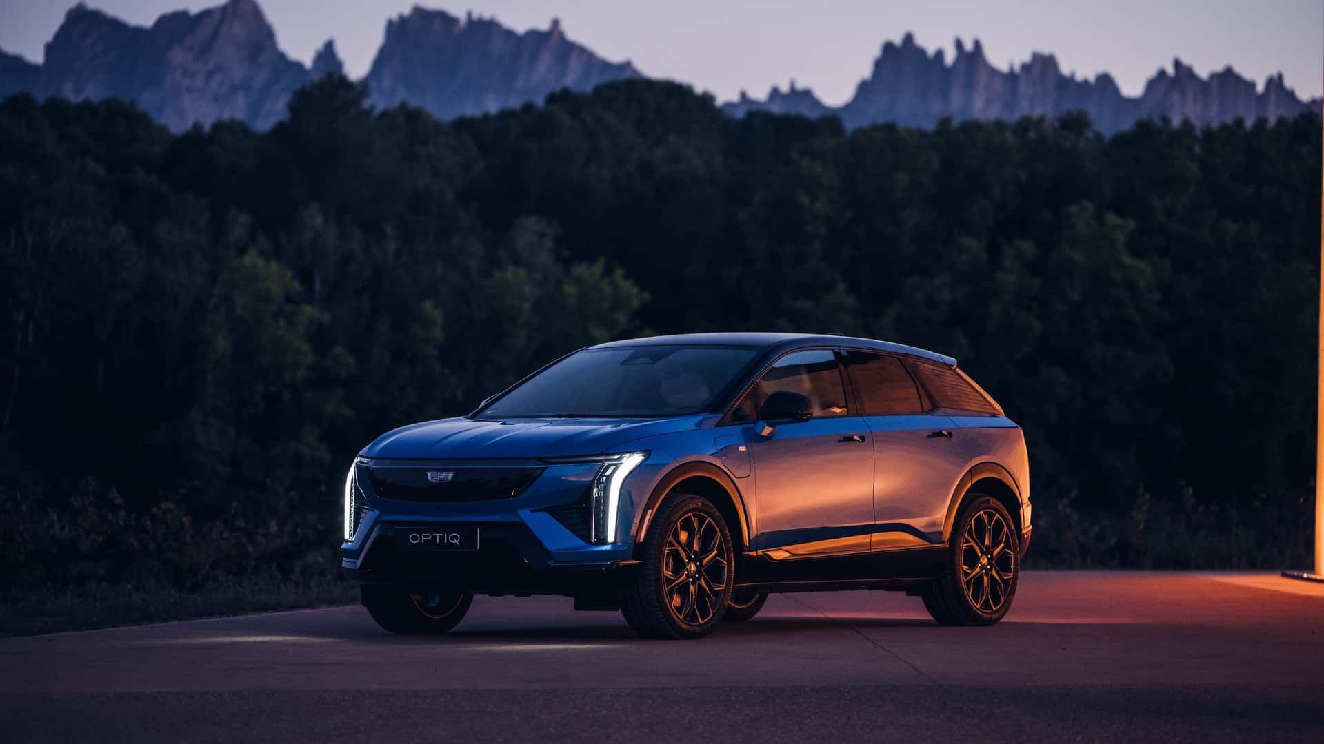 Νέο Cadillac Optiq: Το ηλεκτρικό crossover που φέρνει το αμερικανικό στυλ στους ευρωπαϊκούς δρόμους!