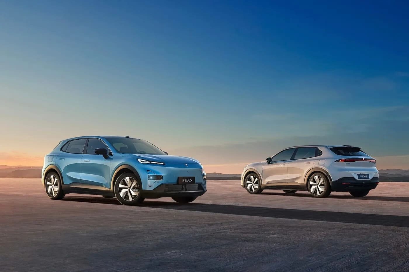 Οδηγώντας το Deepal S05: Ο νέος εφιάλτης για VW ID.4 και Skoda Enyaq!