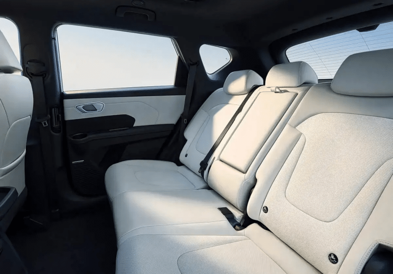 Τίναξε την μπάνκα στον αέρα το νέο ηλεκτρικό Hyundai Elexio EO με €15.560 στη Κίνα!