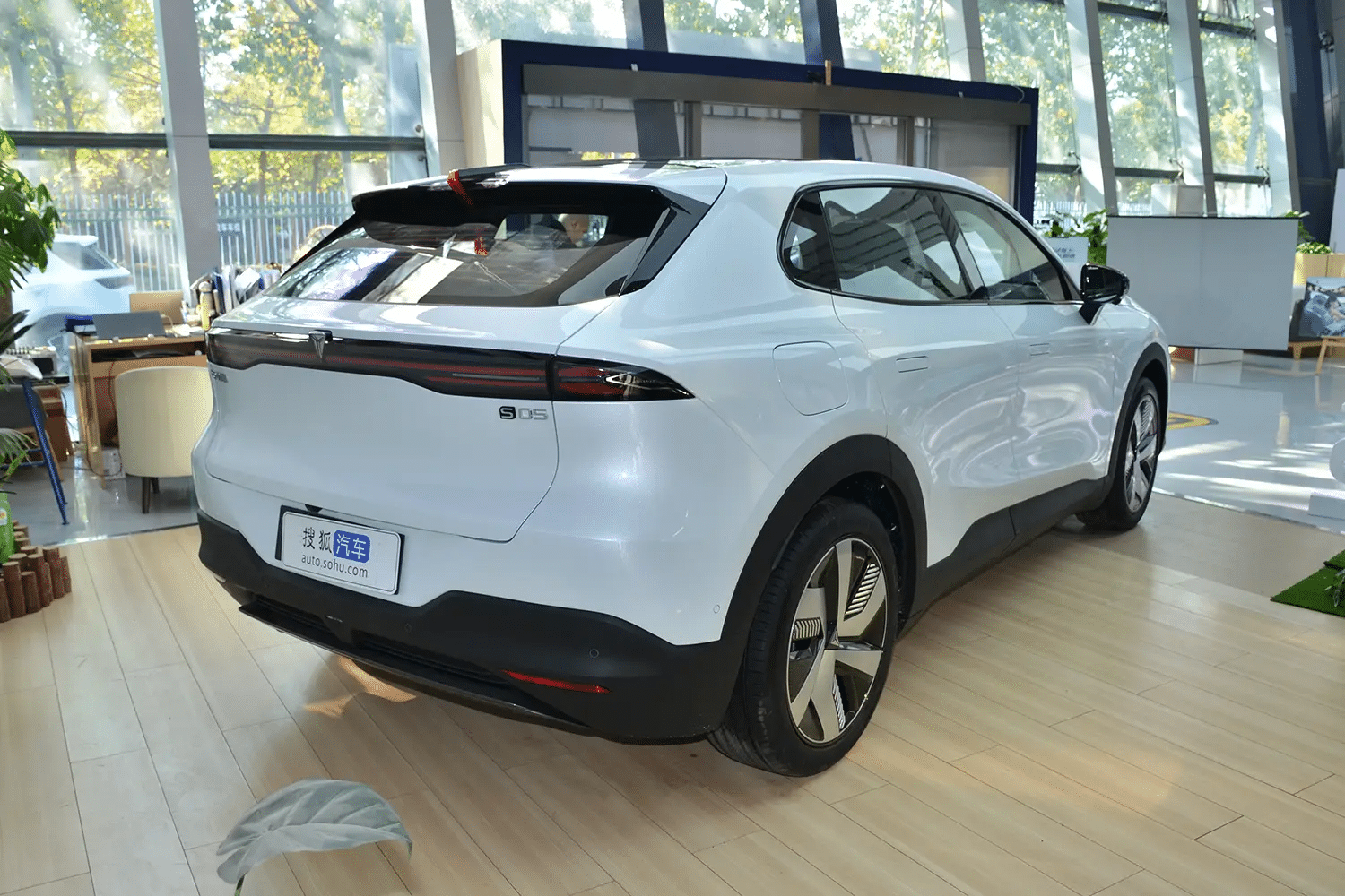 Νέο Deepal S05 520 Lite: Η πιο προσιτή ηλεκτρική επιλογή της Changan με αυτονομία 520 χλμ!