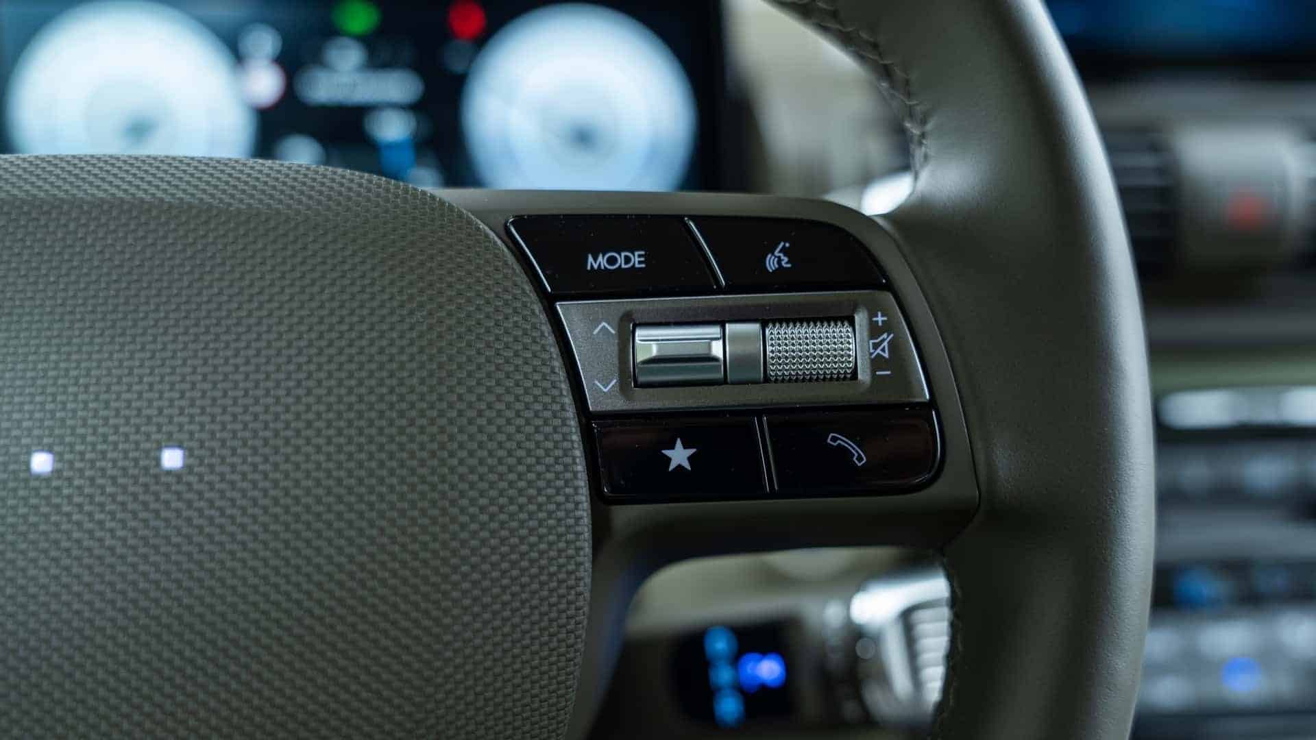 Hyundai Inster: Το μικρό ηλεκτρικό που σε κάνει να χαμογελάς ακόμα και στις... Άλπεις