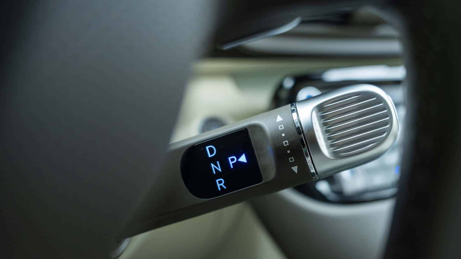 Hyundai Inster: Το μικρό ηλεκτρικό που σε κάνει να χαμογελάς ακόμα και στις... Άλπεις