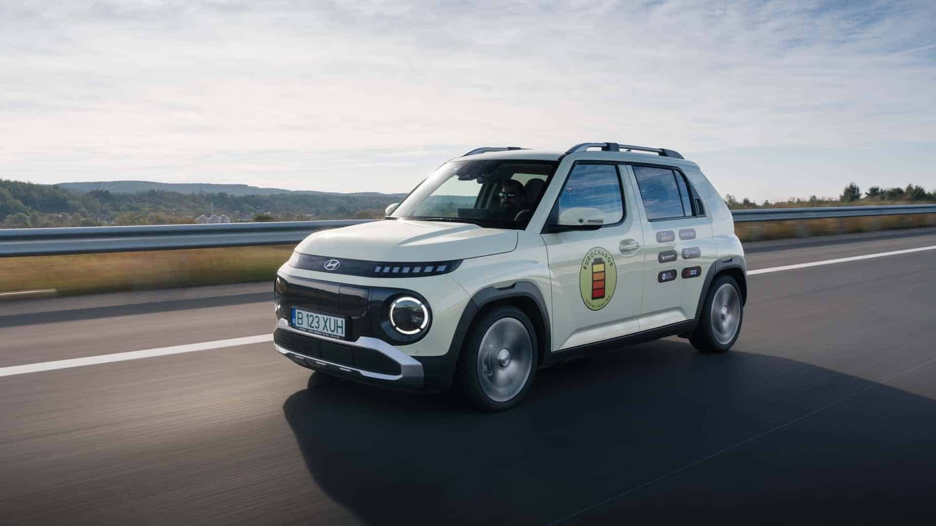 Hyundai Inster: Το μικρό ηλεκτρικό που σε κάνει να χαμογελάς ακόμα και στις... Άλπεις