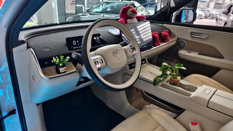 Ντεμπούτο στη Κίνα για το Toyota bZ3X - RHD