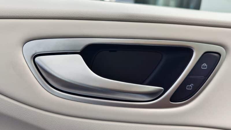 Το νέο MG4 έγινε «μπροστοκίνητο» και πιο ώριμο από ποτέ!