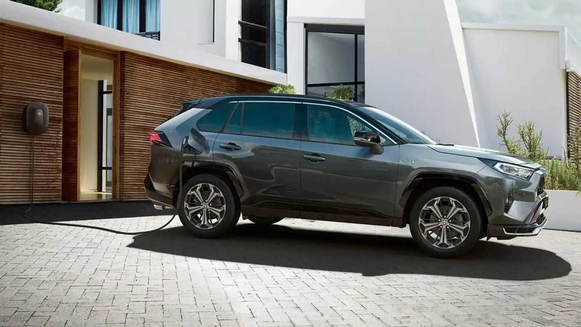 Τα καλύτερα PHEV - SUV - του 2025