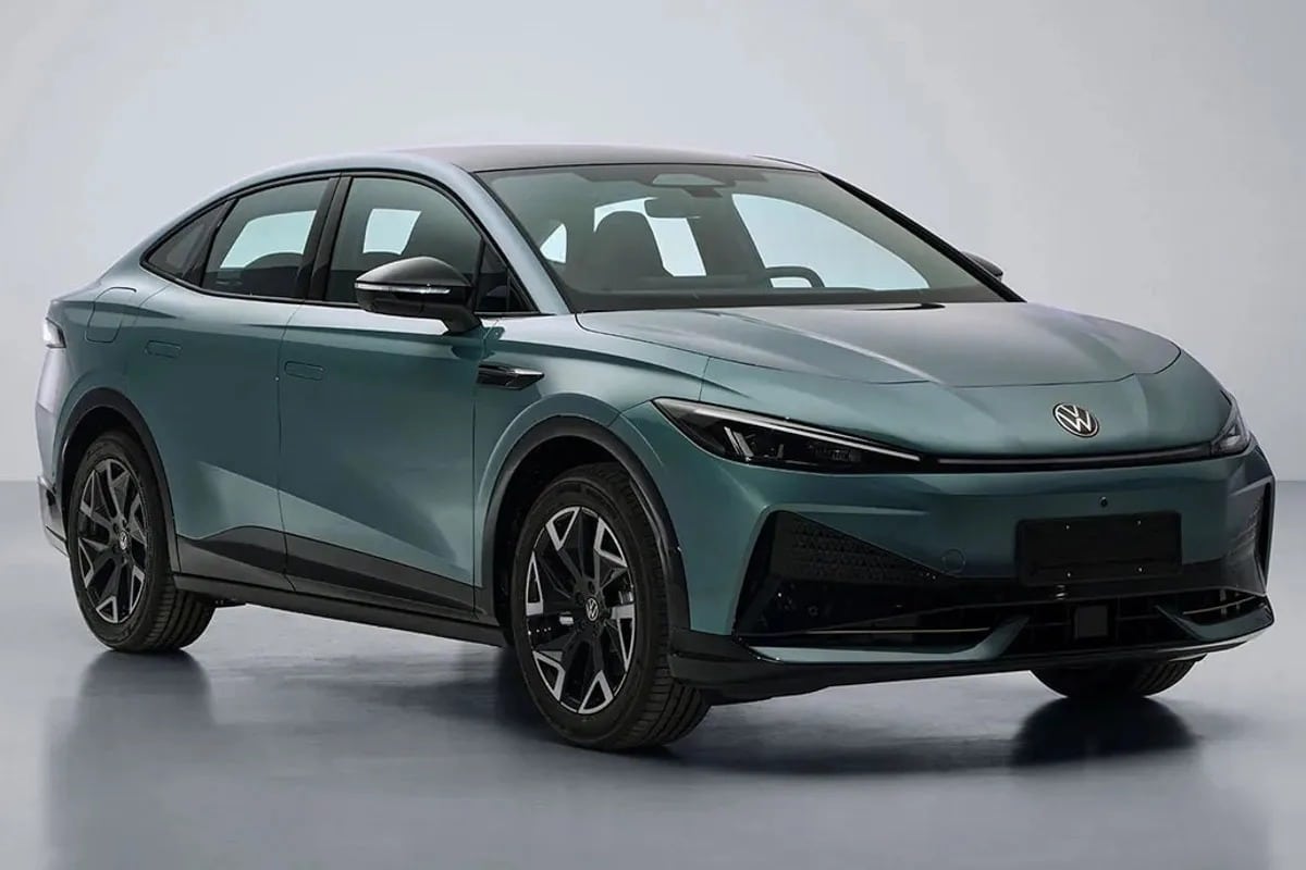 Η Volkswagen αλλάζει σελίδα με το νέο ηλεκτρικό sedan ID.UNYX 07