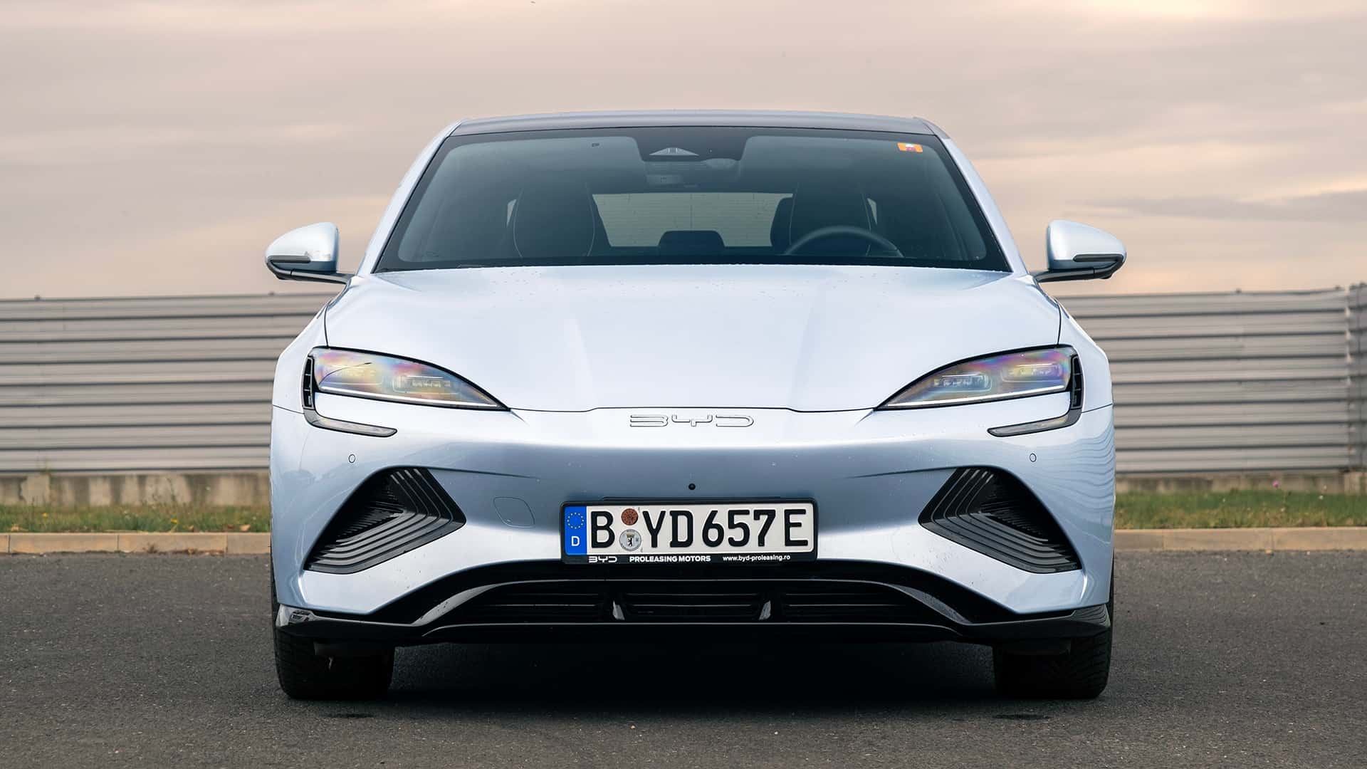 Πώς το BYD Seal κάνει την Ευρώπη να δει αλλιώς τα κινεζικά ηλεκτρικά αυτοκίνητα