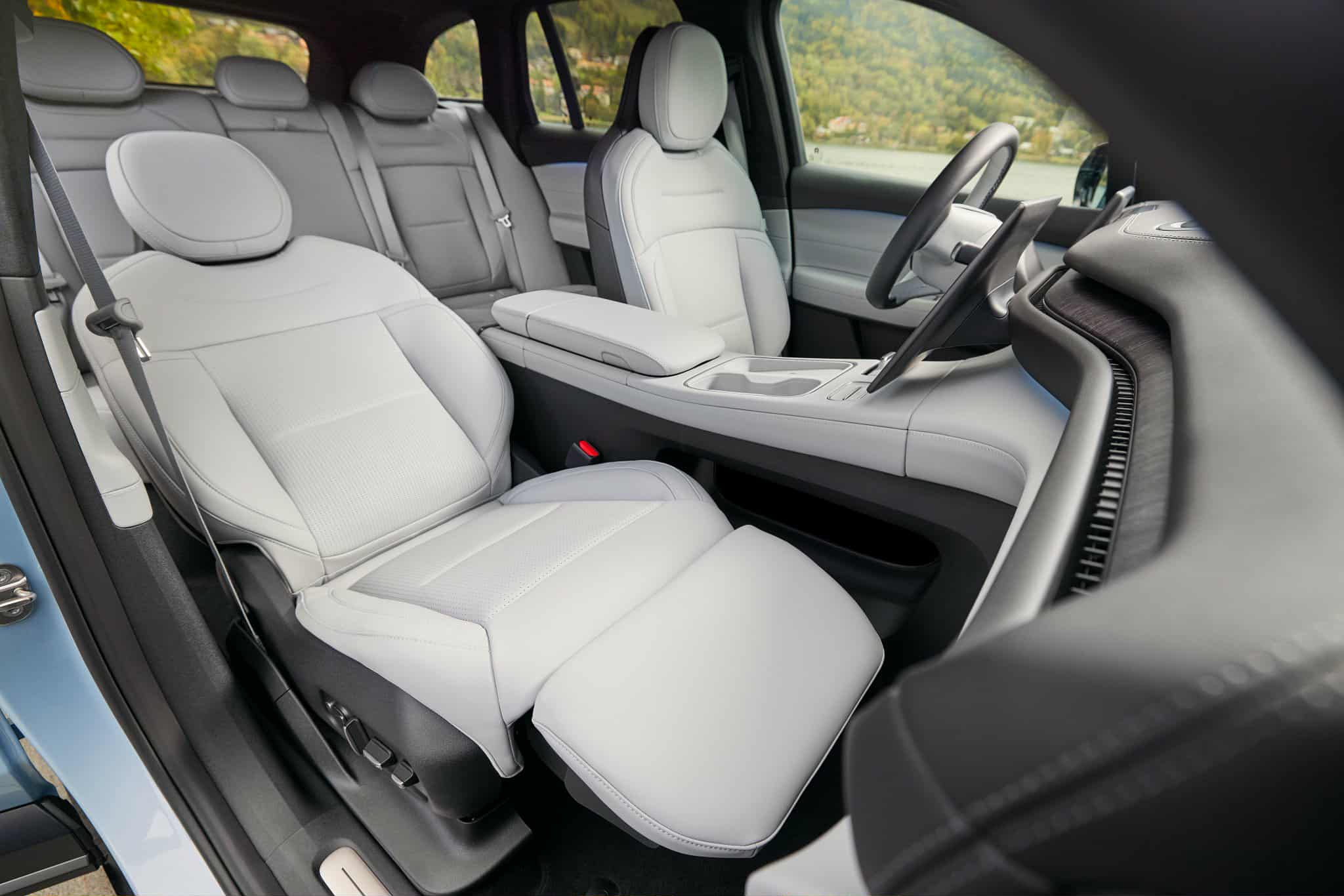 Η NIO ήρθε στην Ελλάδα με 4 μοντέλα - Δείτε εκδόσεις και τιμές