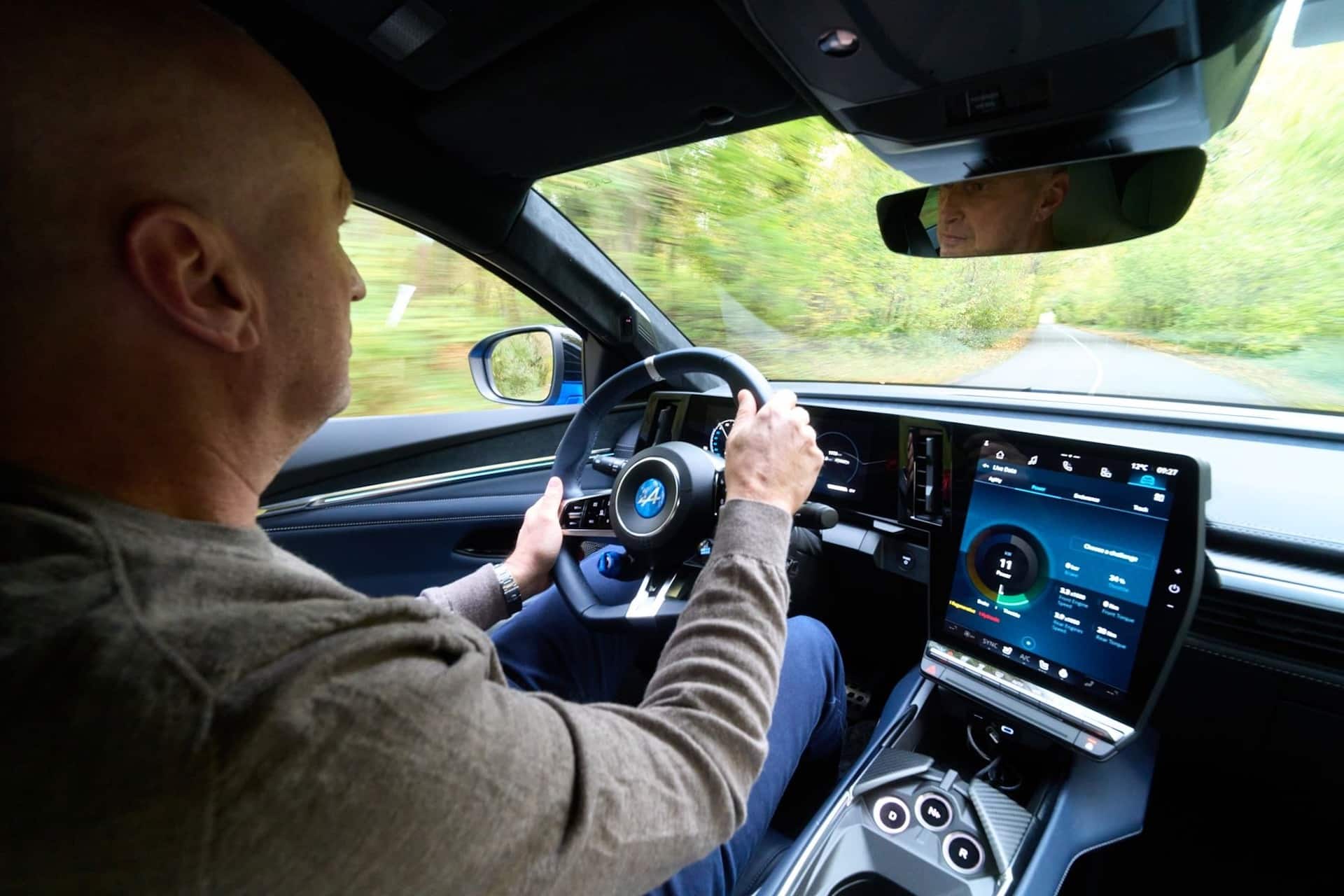 Alpine A390: Χαμόγελο μέχρι τα αυτιά!