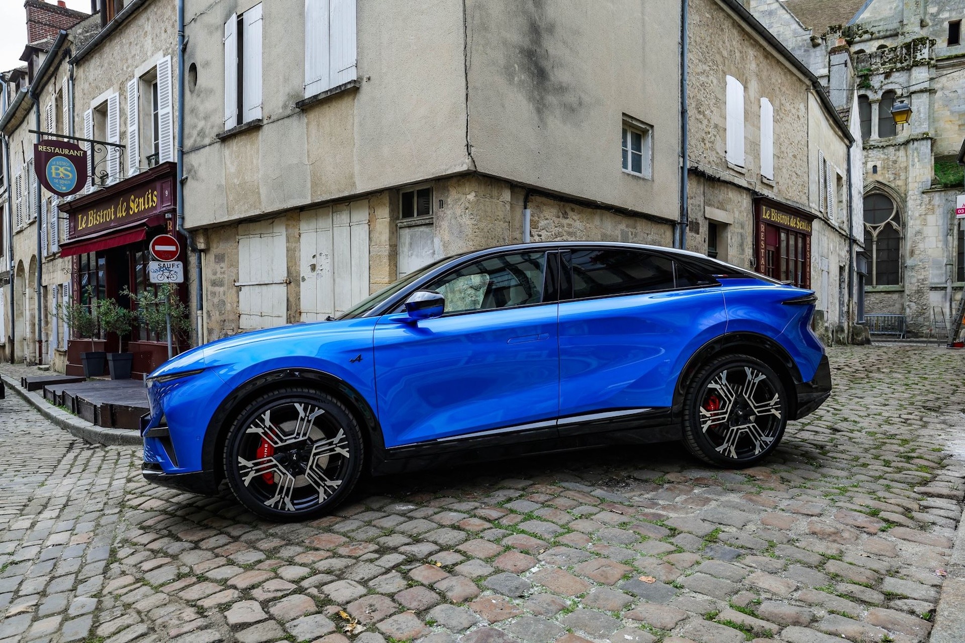 Alpine A390: Χαμόγελο μέχρι τα αυτιά!