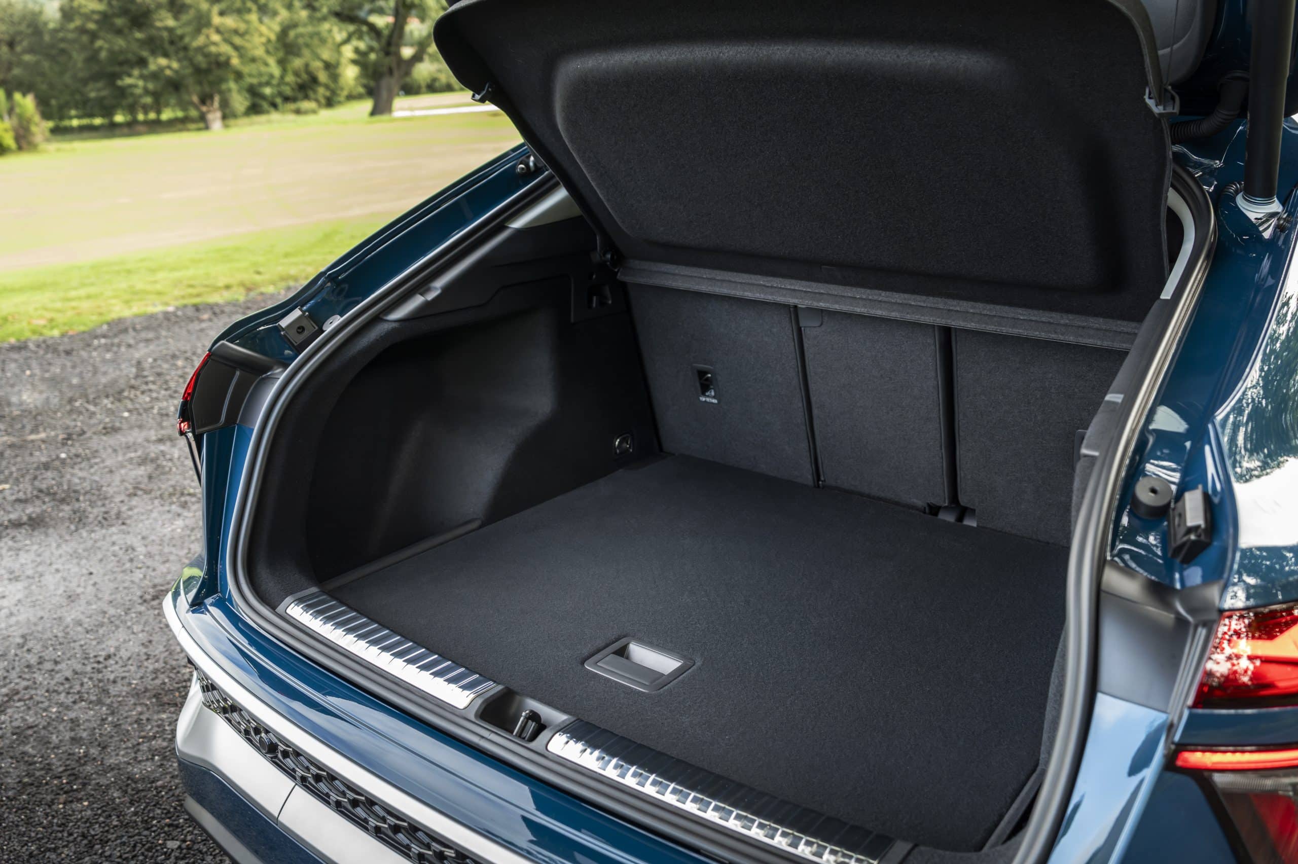 Το νέο Audi Q3 είναι εδώ - Δείτε εκδόσεις και τιμές