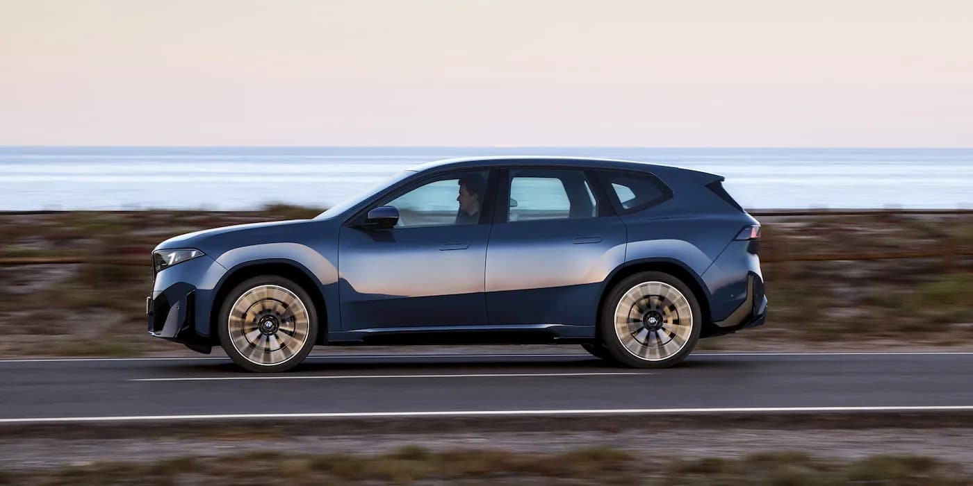 Η νέα BMW iX3 διένυσε 1.007 χιλιόμετρα με μία φόρτιση!