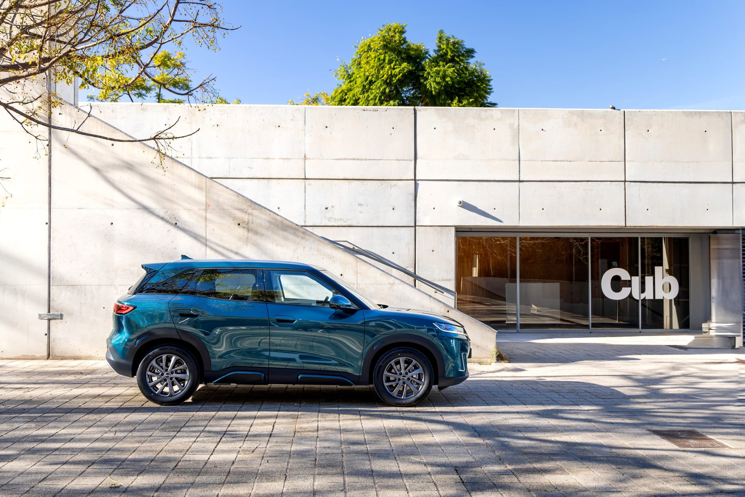 Έρχεται στην Ευρώπη το Super Hybrid BYD ATTO 2 DM-i