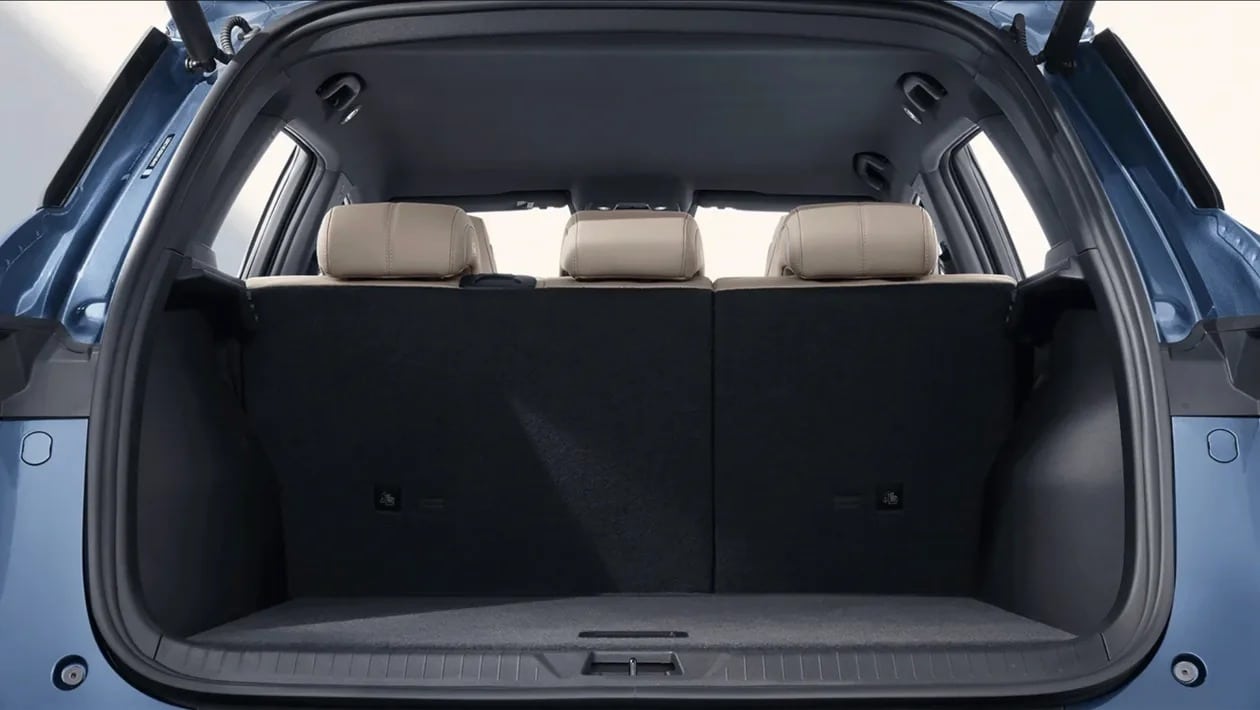 BYD Sealion 5 DM-i: Η αυτοκρατορία αντεπιτίθεται