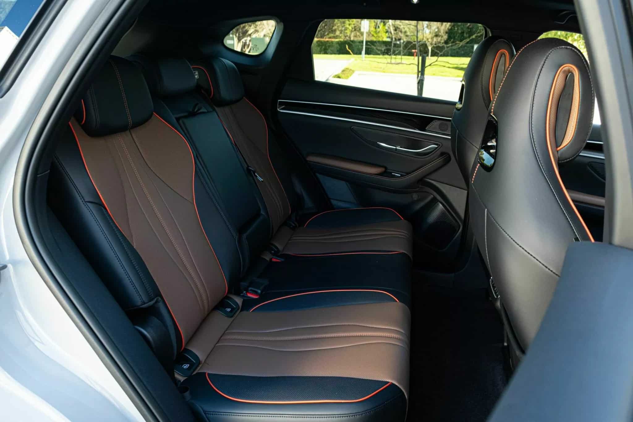 BYD Sealion 6: Καινοτομία, άνεση και δύναμη σε κάθε διαδρομή