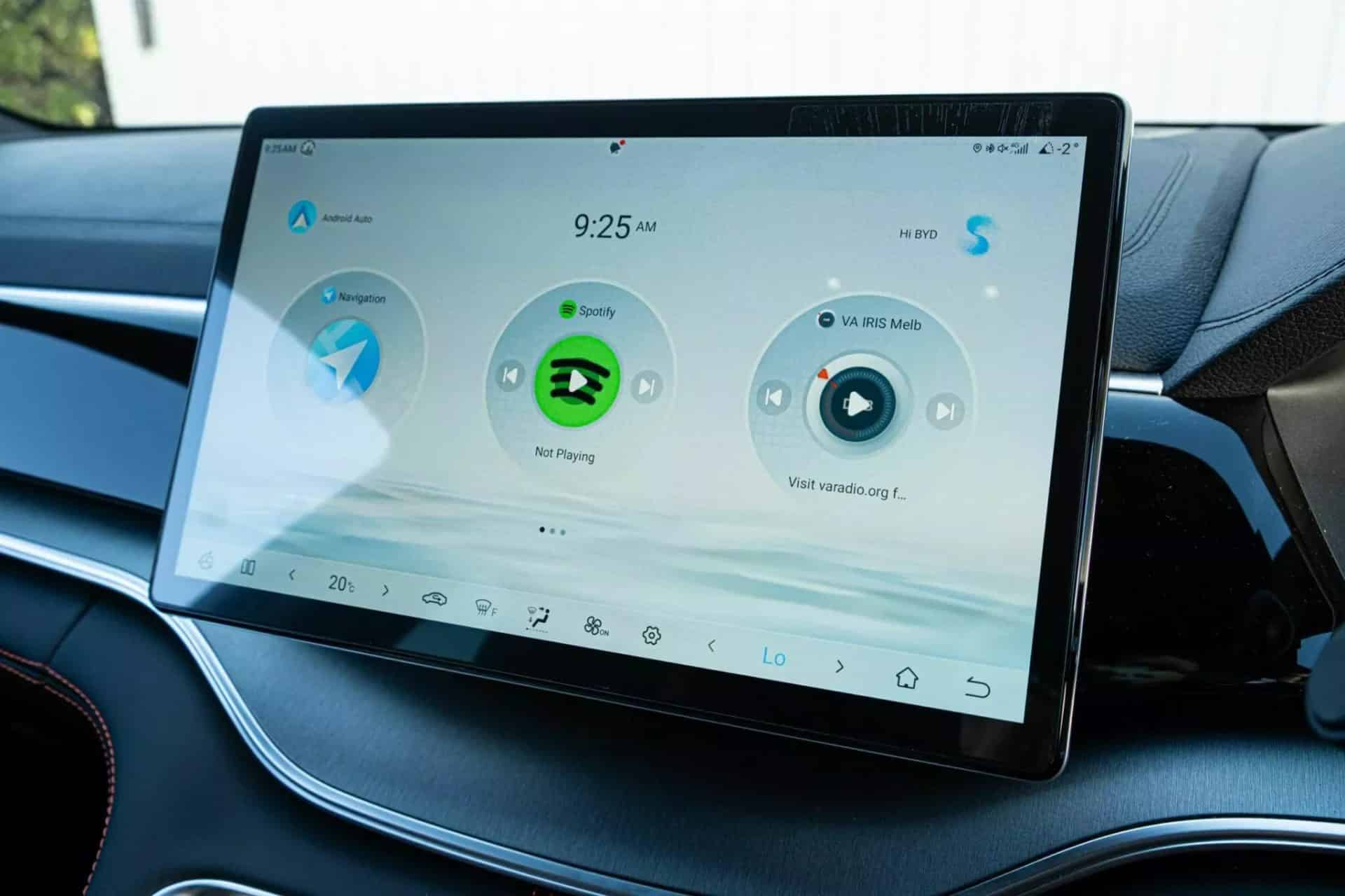 BYD: Τέλος στην περιστρεφόμενη οθόνη – Ο πραγματικός λόγος πίσω από τη μεγάλη αλλαγή