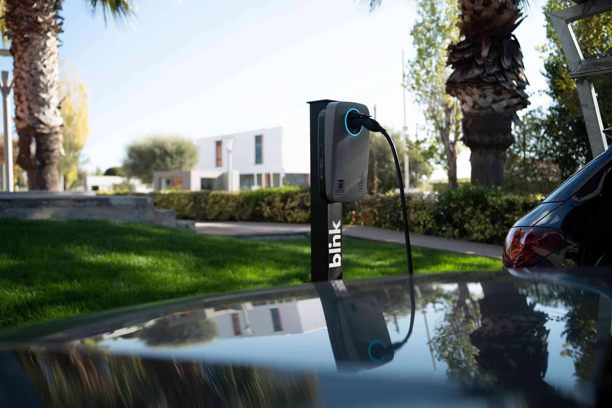 Ηλεκτροκίνηση χωρίς όρια: Η Blink Charging Hellas ξεπέρασε τους 320 σταθμούς φόρτισης σε μεγάλες εταιρείες και ομίλους πανελλαδικά