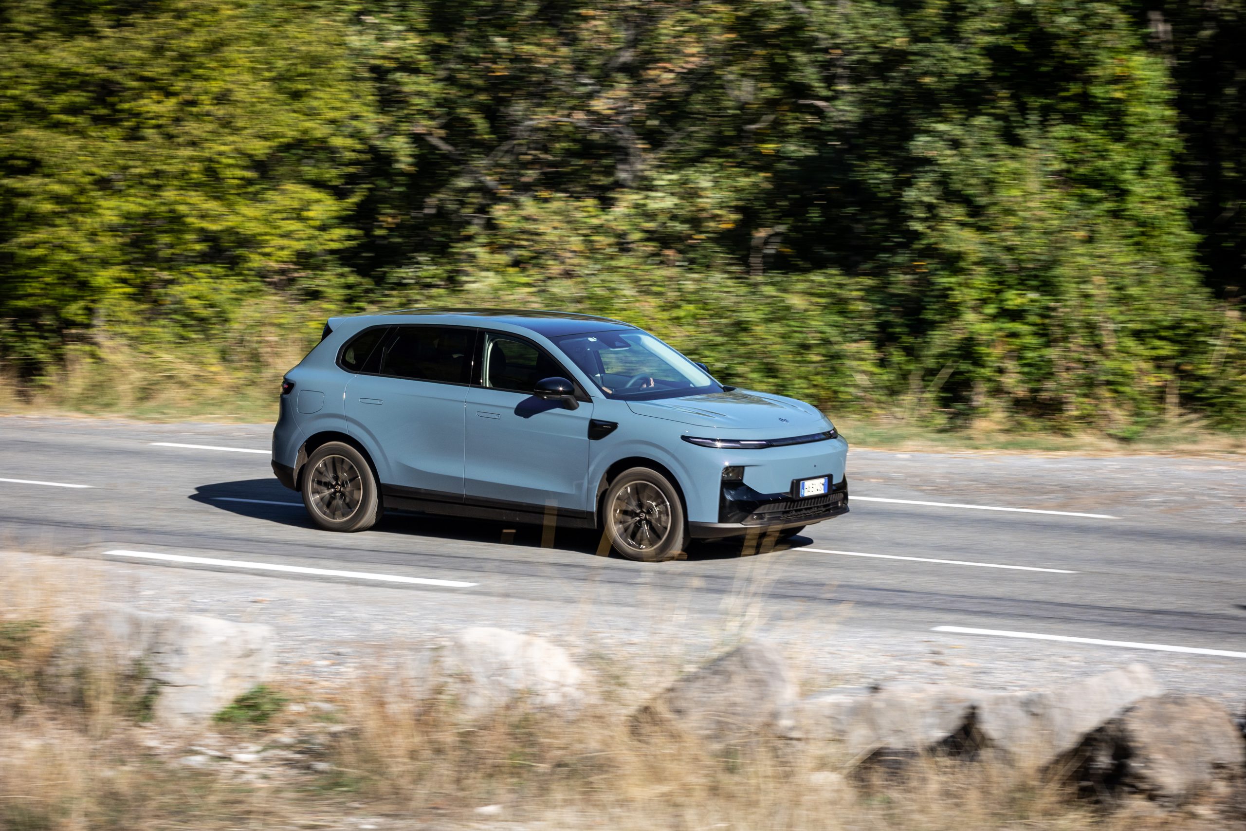 Το ολοκαίνουργιο Leapmotor B10 έφτασε στην Ελλάδα με πλούσιο εξοπλισμό και τιμή €25.900