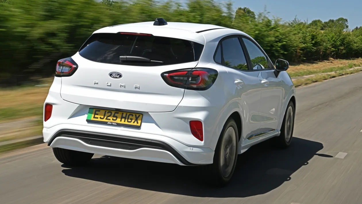 Suzuki e Vitara vs Ford Puma Gen-E: Η μεγάλη κόντρα των μικρών ηλεκτρικών SUV